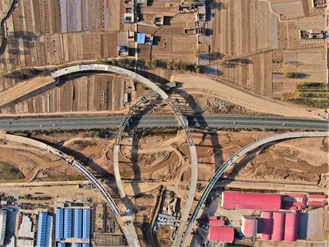 e135db576d2e5d3e5352faf33222d2f(1)(1).jpg e135db576d2e5d3e5352faf33222d2f(1)(1).jpg